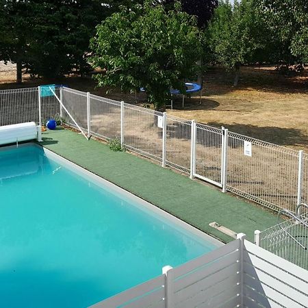 Bed and Breakfast Chez Magali Courtemaux Esterno foto